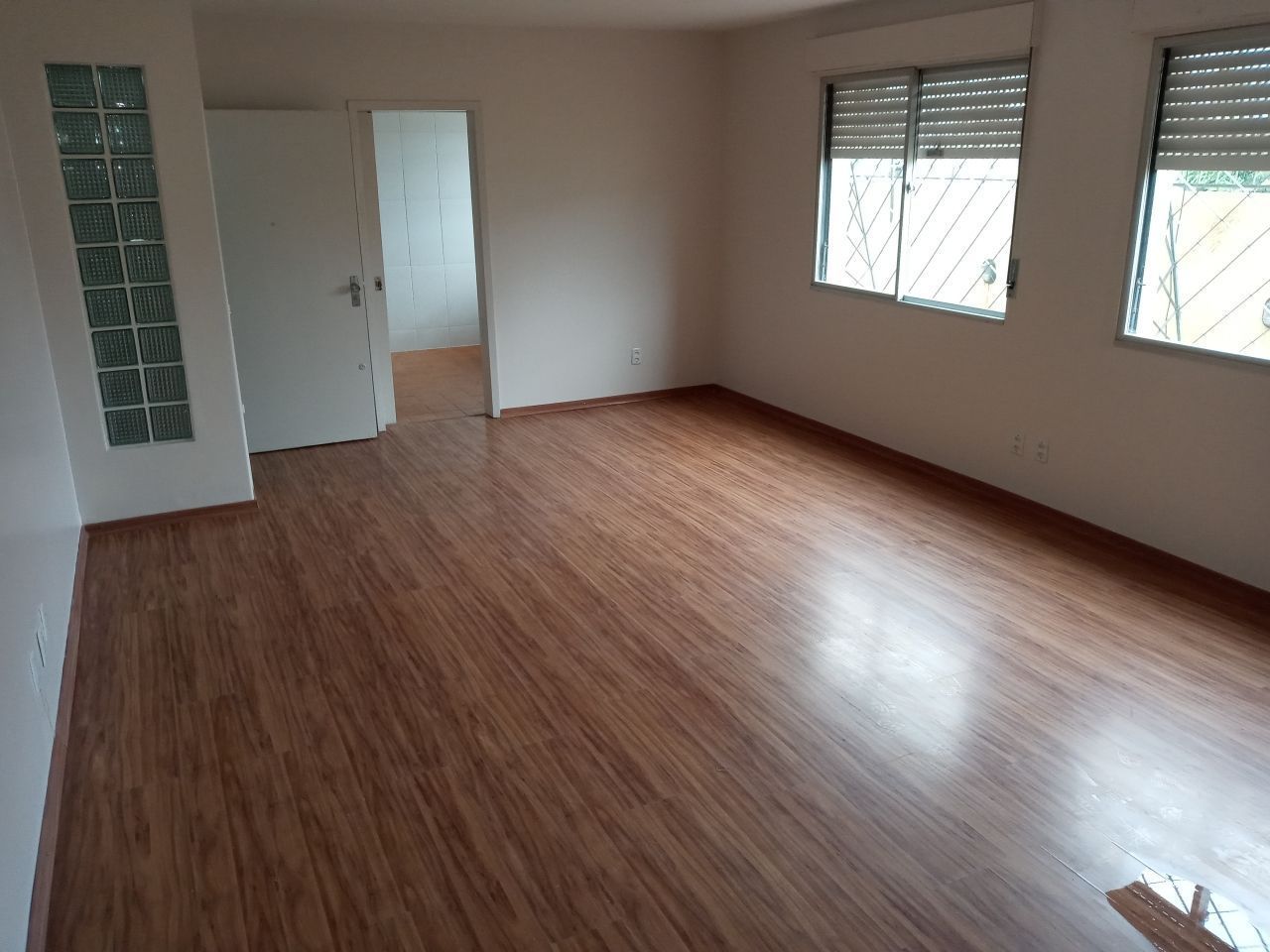Apartamento para aluguel, 3 quartos, 1 suíte, 1 vaga, Centro - Alegrete/RS