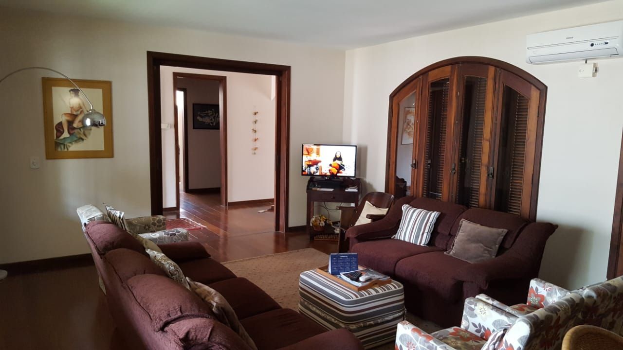 Casa à venda, 3 quartos, 3 suítes, 2 vagas, Centro - Alegrete/RS