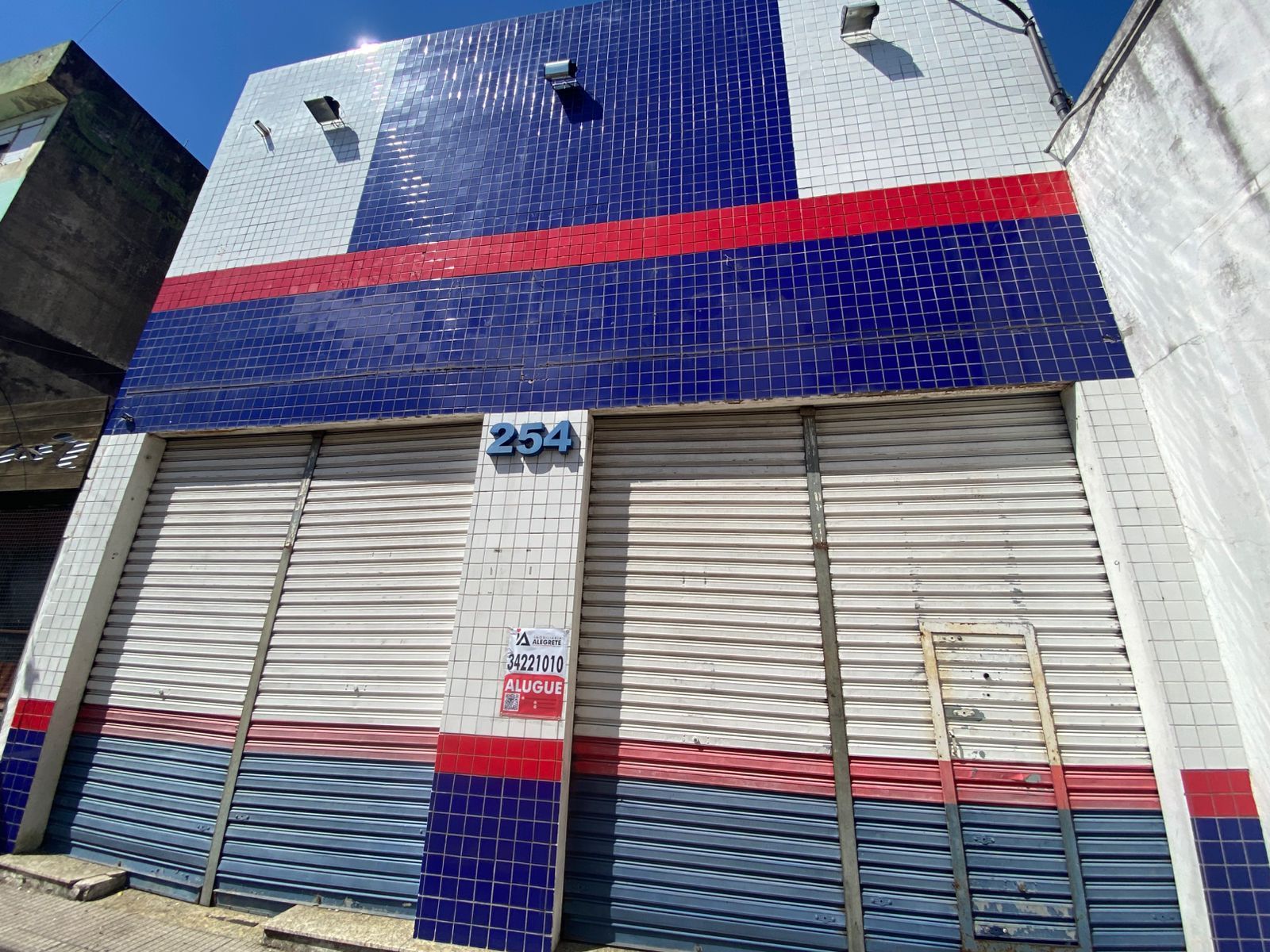 Sala-Conjunto, 250 m² - Foto 1