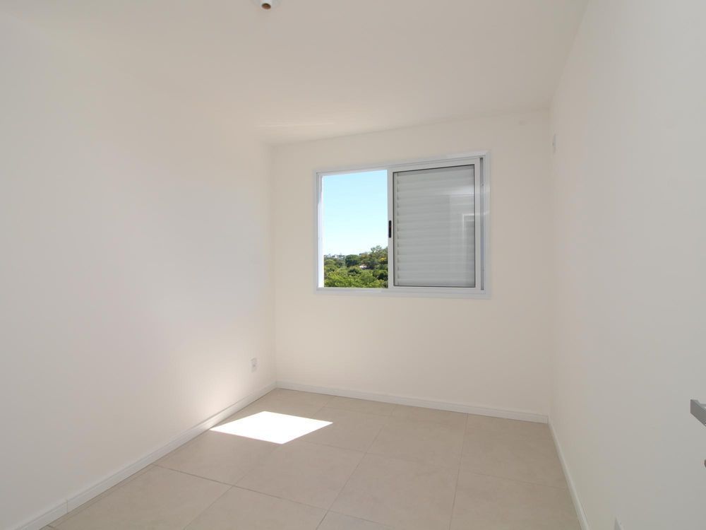 Apartamento à Venda no Bairro São Sebastião – 2 Dormitórios e Garagem