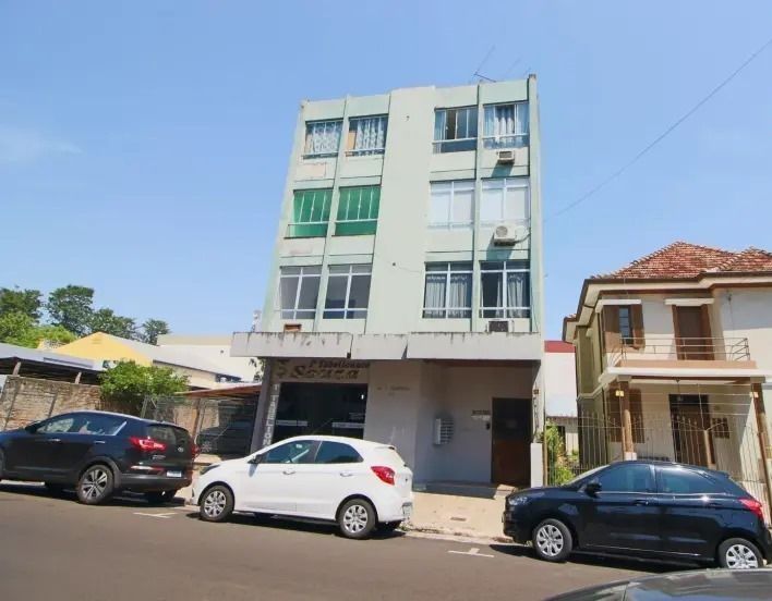 Apartamento à venda  no Centro - Alegrete, RS. Imóveis
