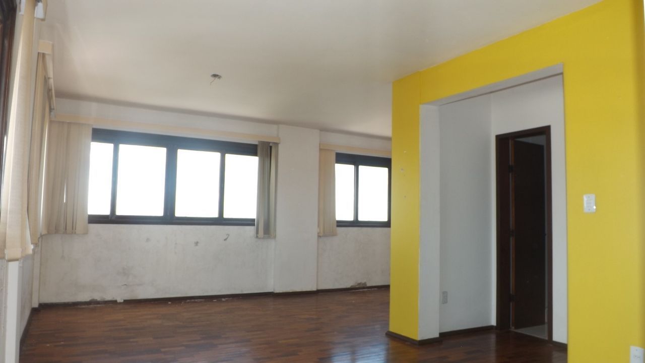 Apartamento à venda  no Centro - Alegrete, RS. Imóveis
