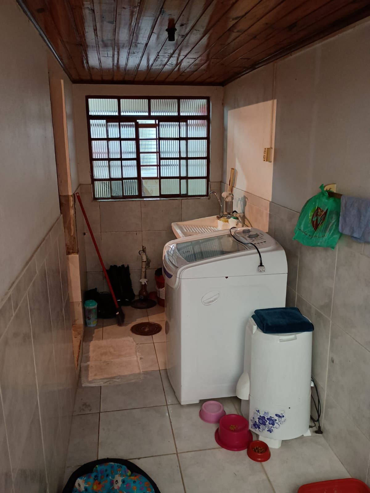 Casa espaçosa para venda na Vera Cruz