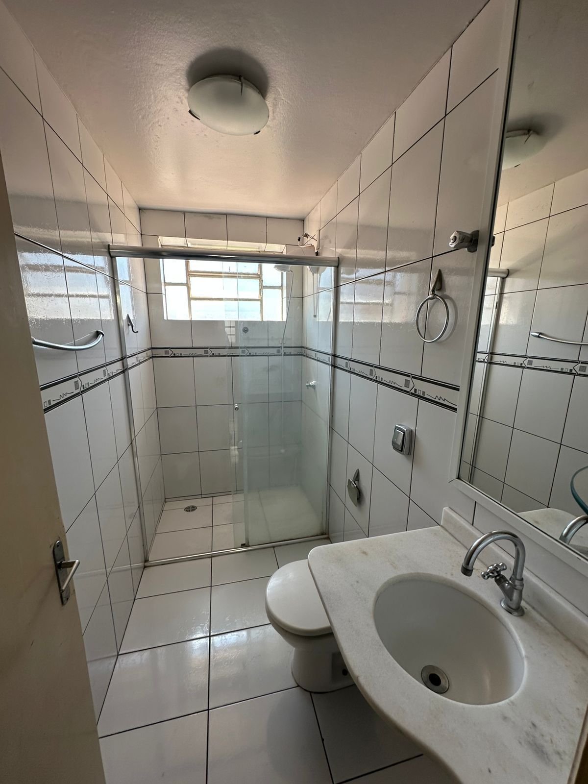 Apartamento para venda e locação, 3 quartos, 1 suíte, 1 vaga, Centro - Alegrete/
