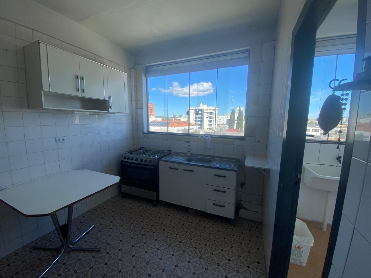 Apartamento de três dormitórios, disponivel para VENDA e LOCAÇÃO, Alegrete.