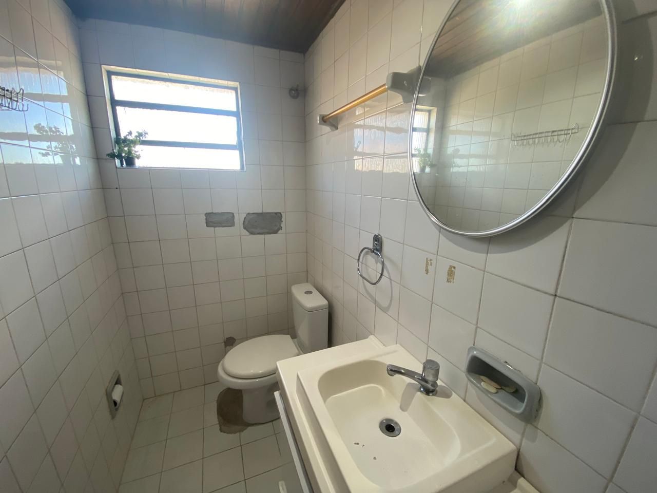 Apartamento de três dormitórios, disponivel para venda e loc