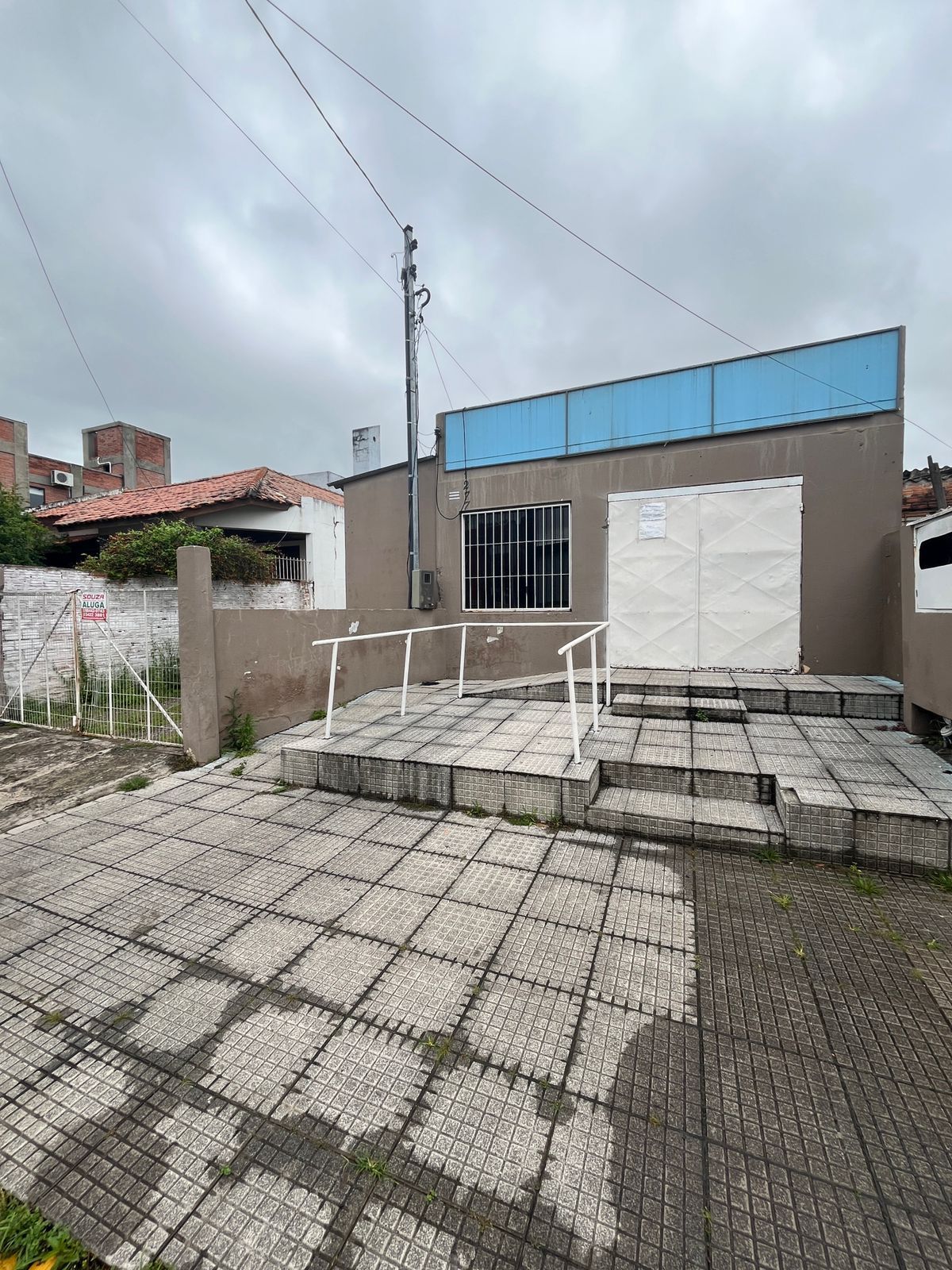 Loja-Salão, 300 m² - Foto 1