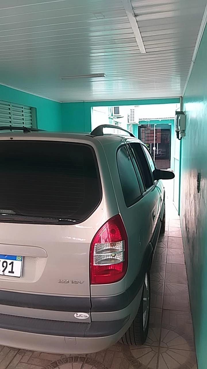 Casa com 3 Dormitórios à venda, por R$ 450.000,00 Casa com 3 Dormitórios à venda, por R$ 450.000,00