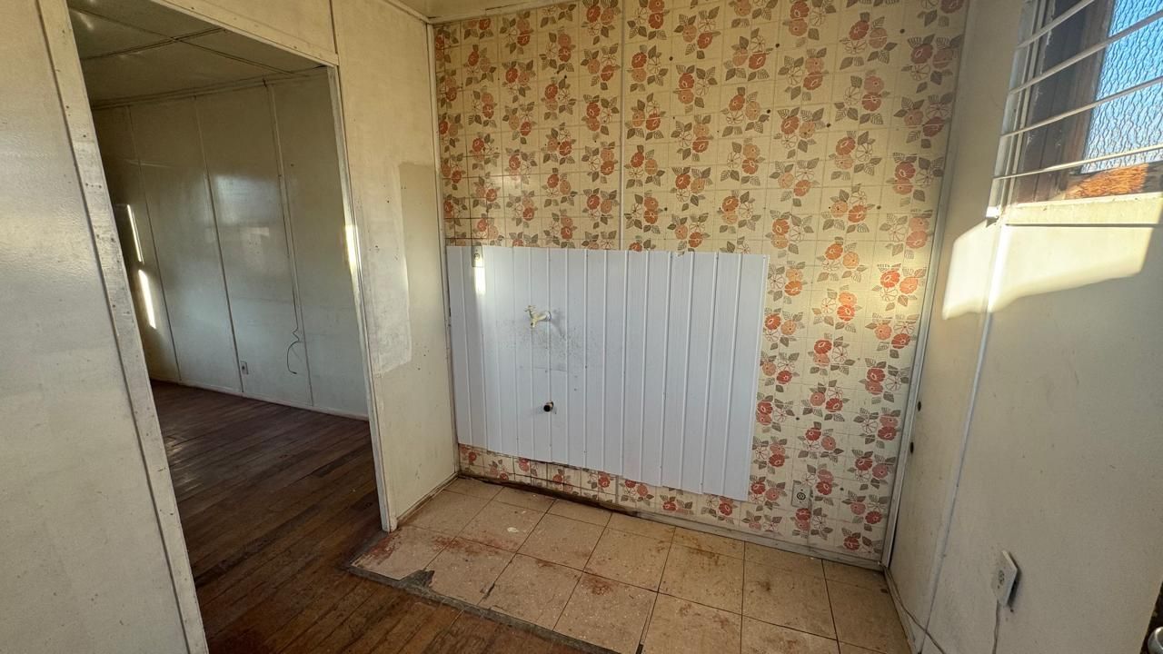 Casa com 2 Dormitórios à venda, 43 m² por R$ 150.000,00 Casa com 2 Dormitórios à venda, 43 m² por R$ 150.000,00