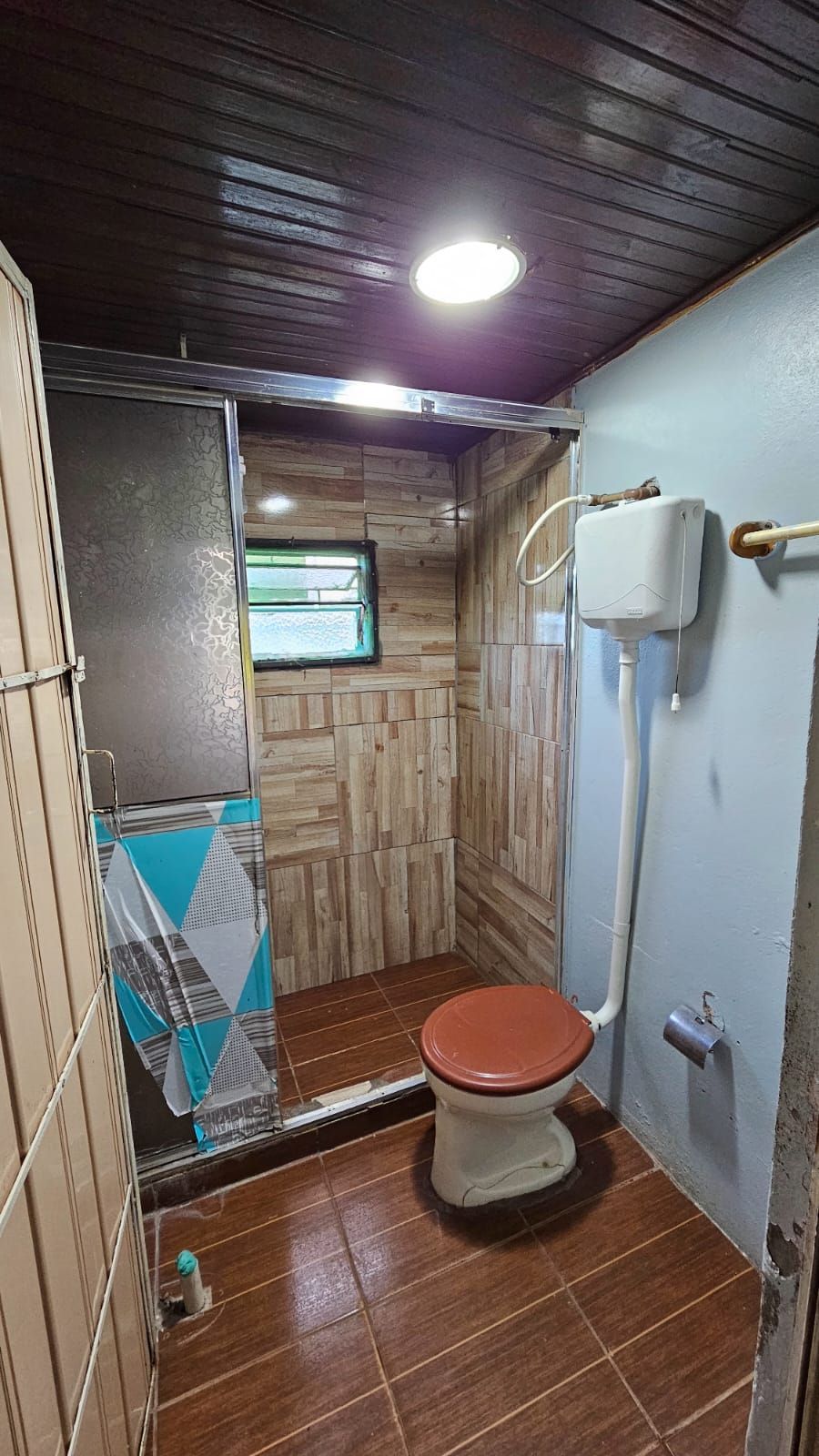 Casa para venda com 3 quartos e dois banheiros