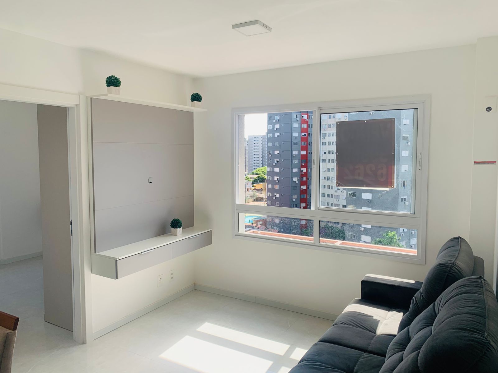 "apartamento novo e moderno em porto alegre - localização pr