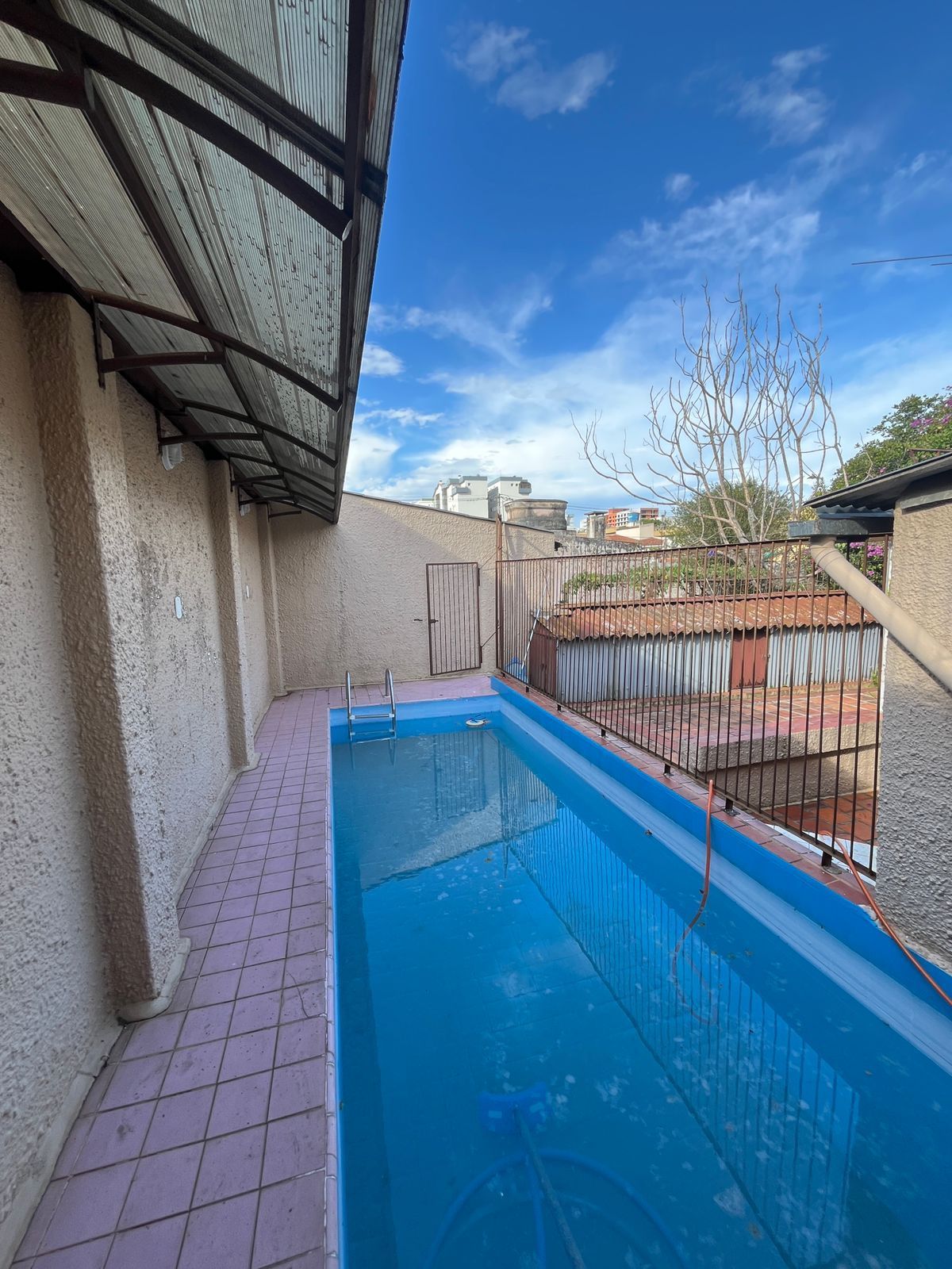 Casa com 3 Dormitórios à venda, 400 m² por R$ 490.000,00 Casa com 3 Dormitórios à venda, 400 m² por R$ 490.000,00