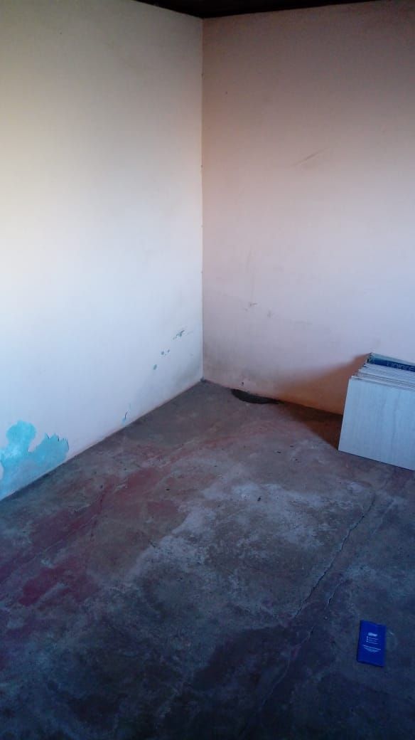 Casa com 3 Dormitórios à venda, por R$ 250.000,00 Casa com 3 Dormitórios à venda, por R$ 250.000,00