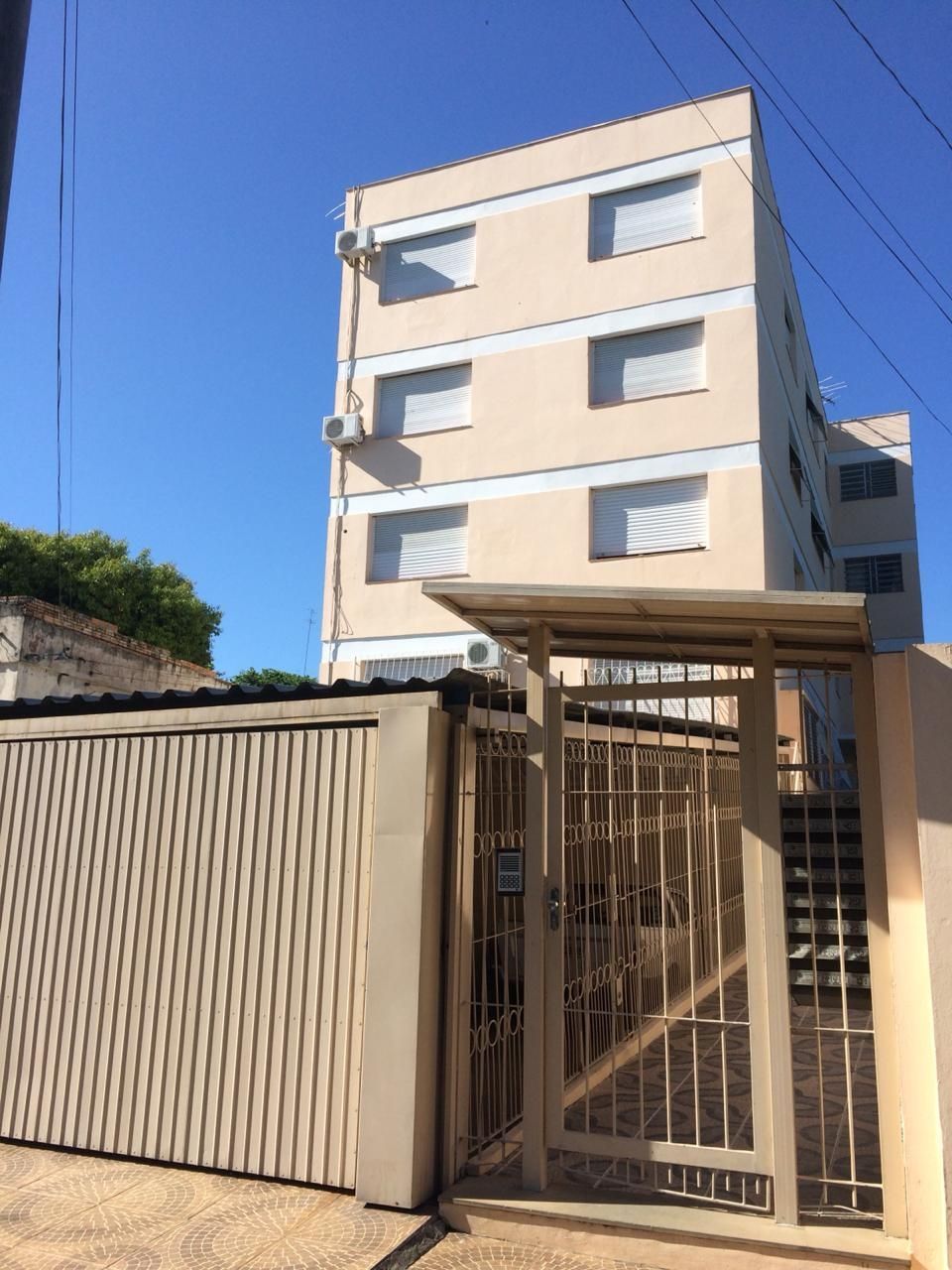 Apartamento à venda  no Centro - Alegrete, RS. Imóveis