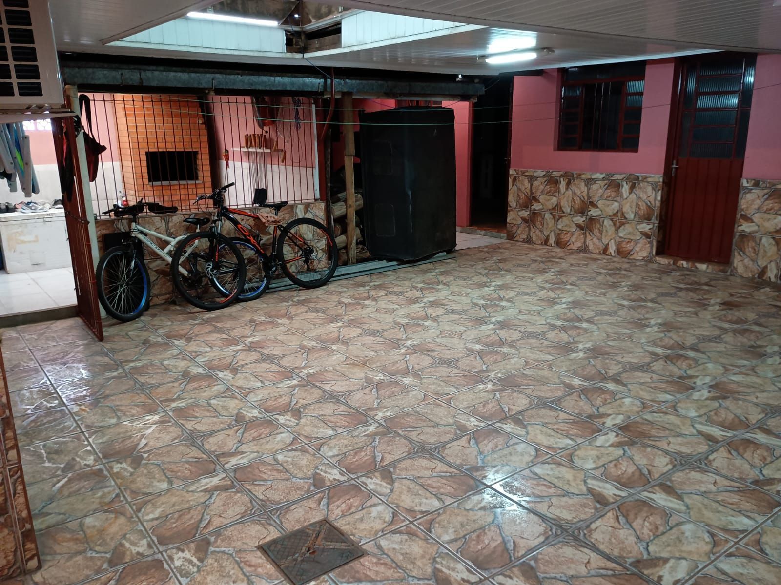 Casa espaçosa para venda na Vera Cruz