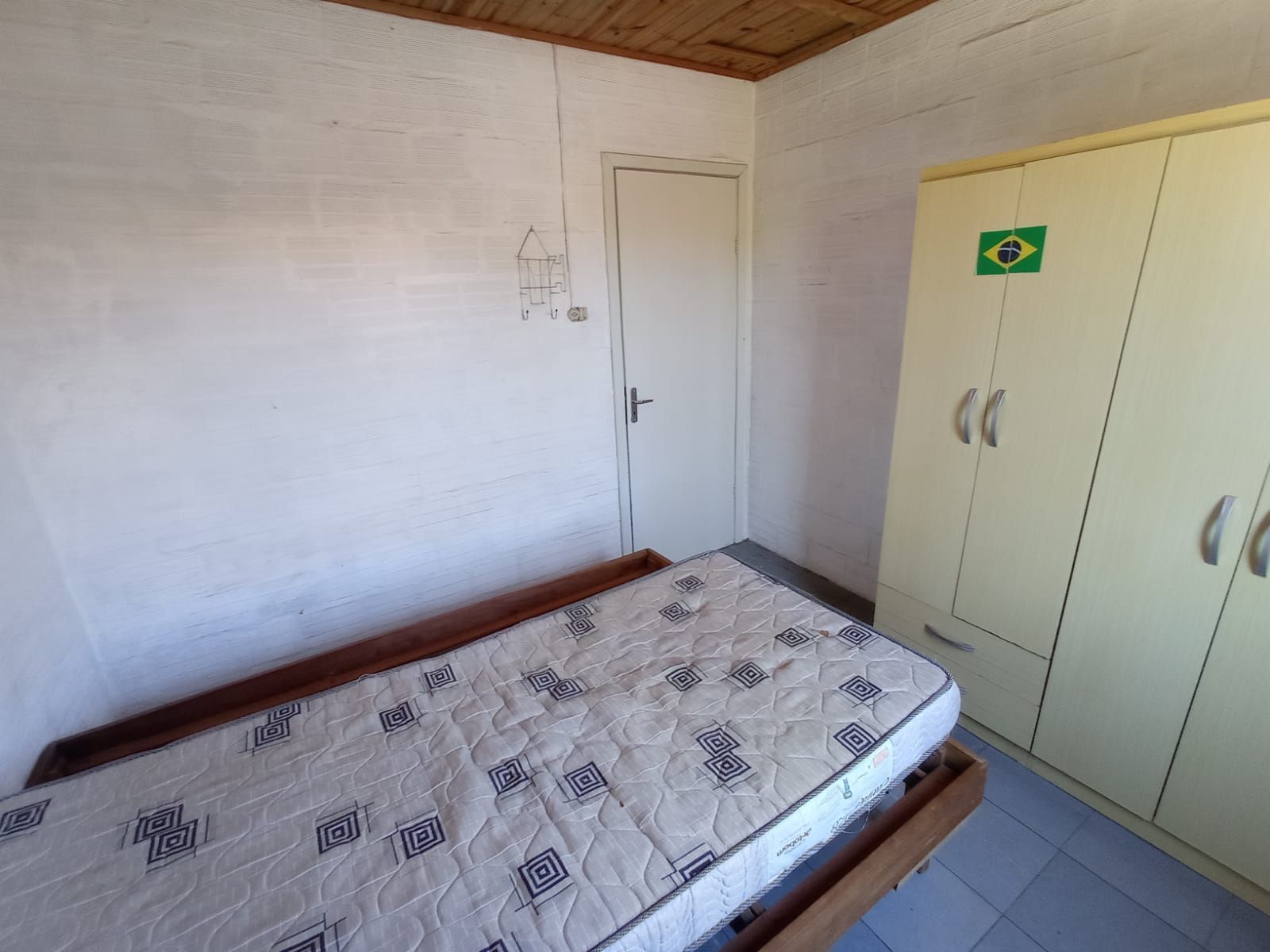 Casa semimobiliada com churrasqueira locação no bairro joaqu