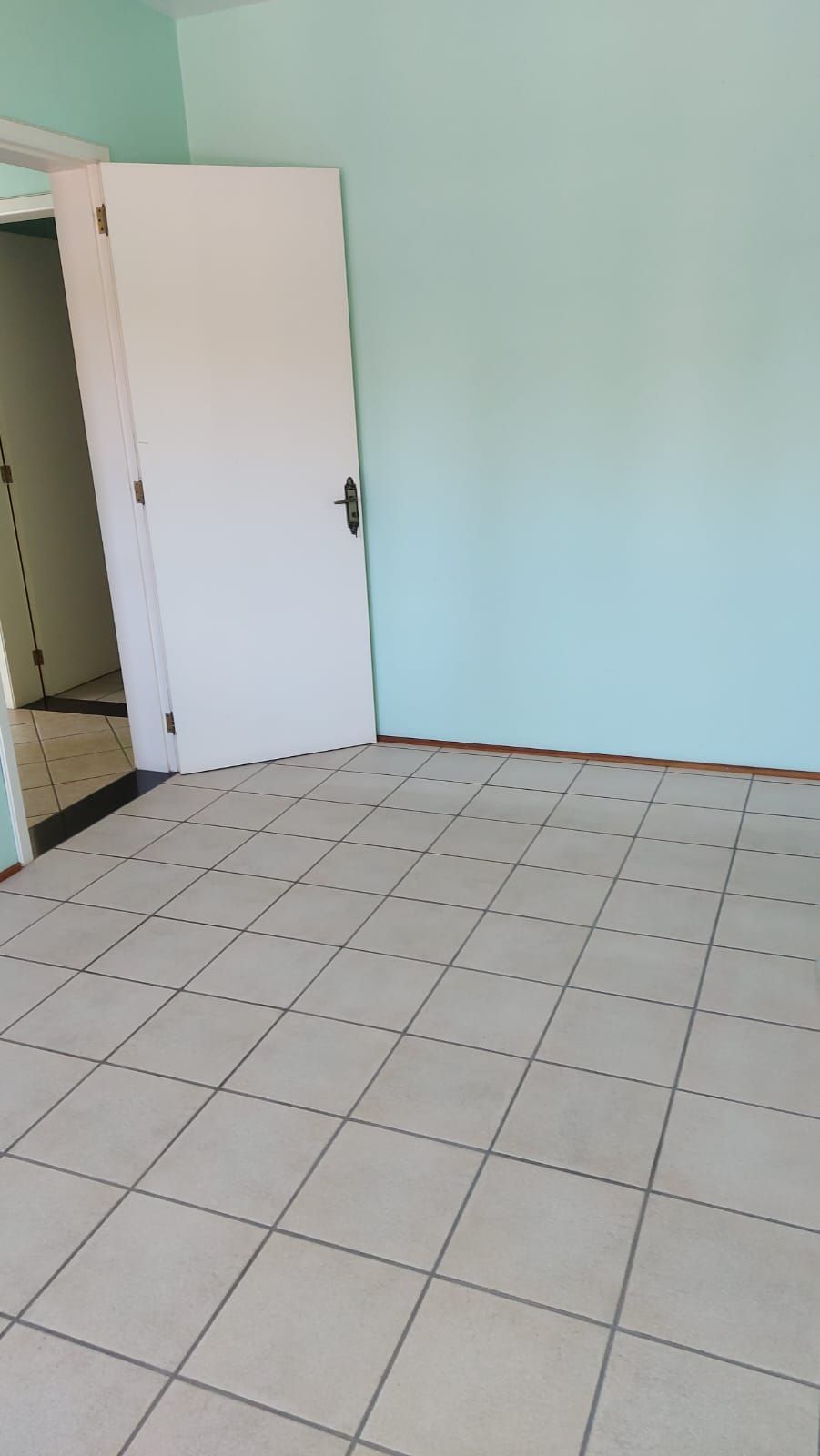 Apartamento com 2 Dormitórios à venda, por R$ 350.000,00 Apartamento com 2 Dormitórios à venda, por R$ 350.000,00