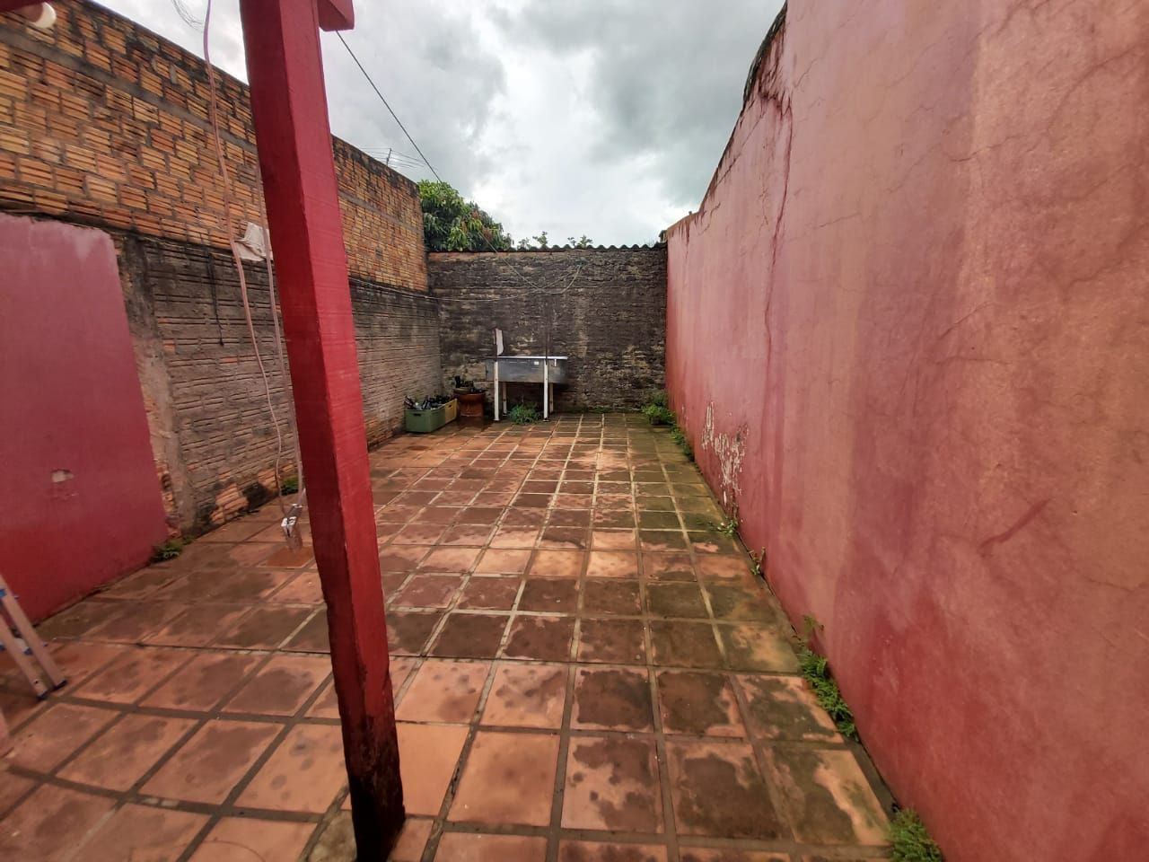 Casa com 1 Dormitórios à venda, por R$ 390.000,00 Casa com 1 Dormitórios à venda, por R$ 390.000,00