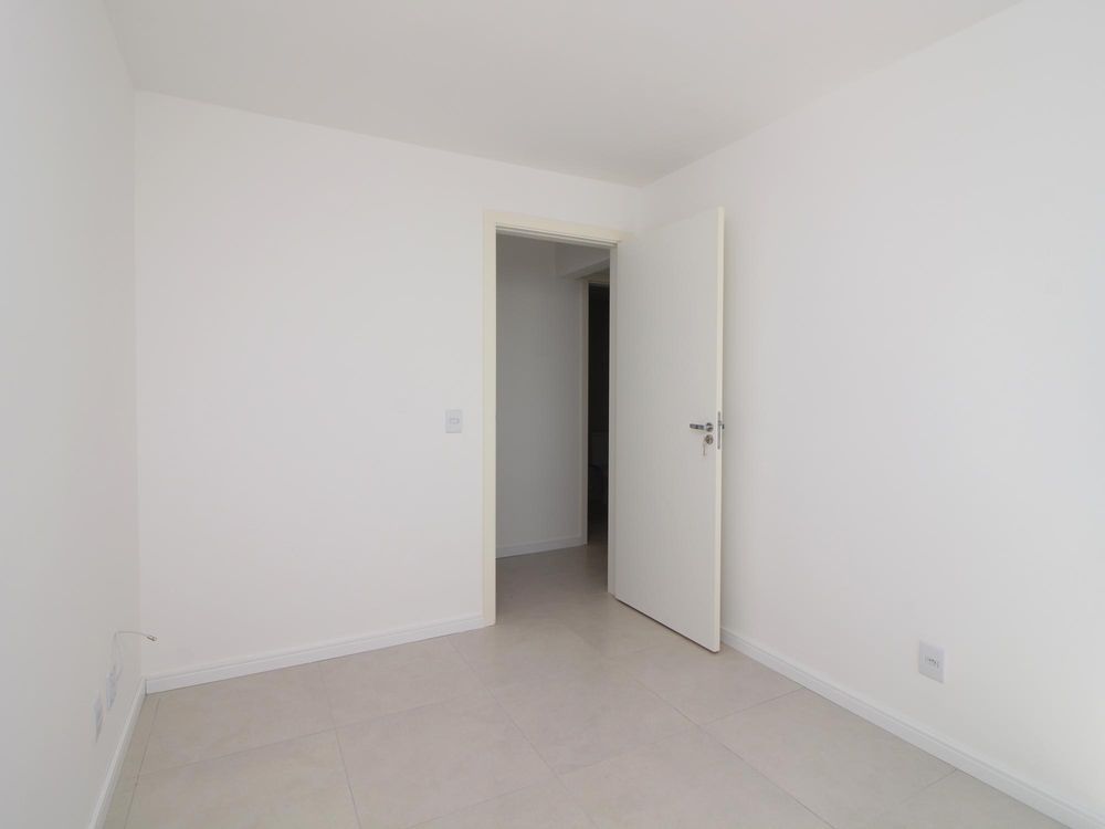 Apartamento à Venda no Bairro São Sebastião – 2 Dormitórios e Garagem