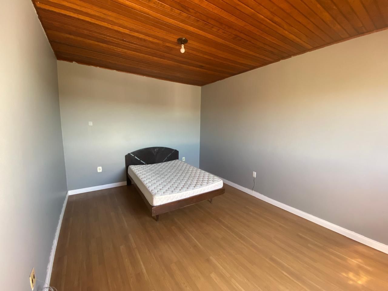 Apartamento de três dormitórios, disponivel para venda e loc