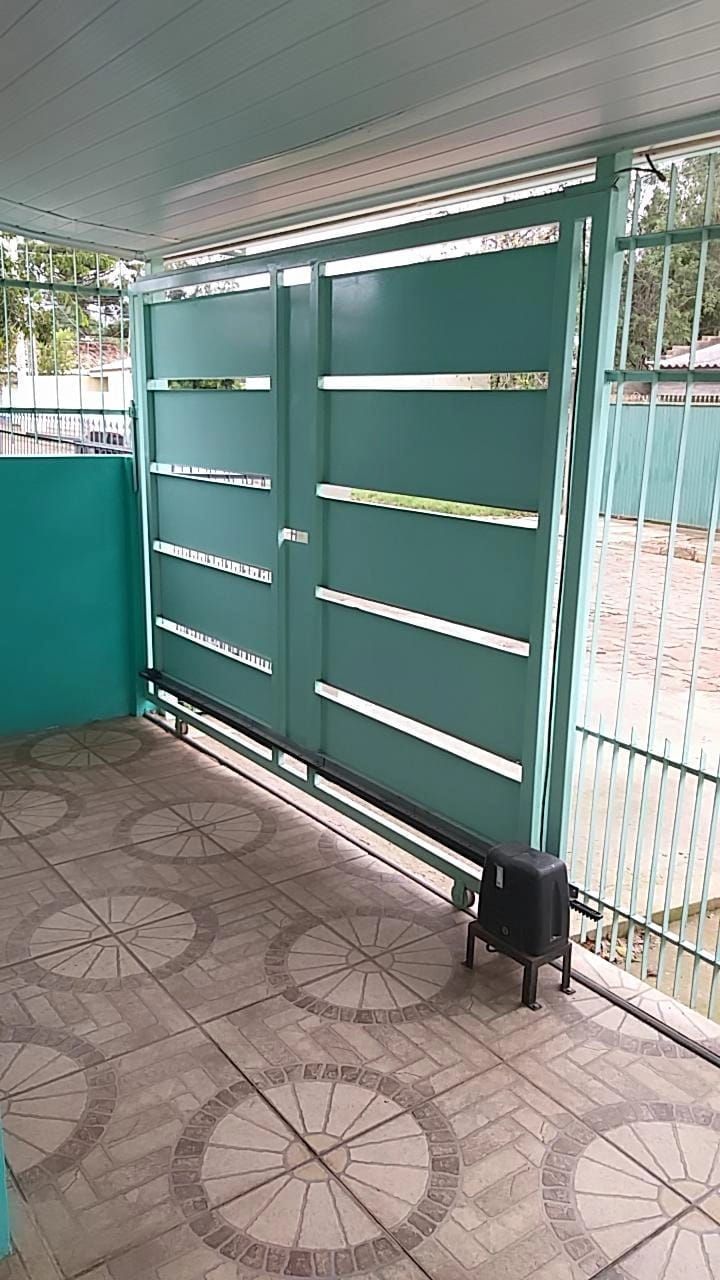 Casa com 3 Dormitórios à venda, por R$ 450.000,00 Casa com 3 Dormitórios à venda, por R$ 450.000,00