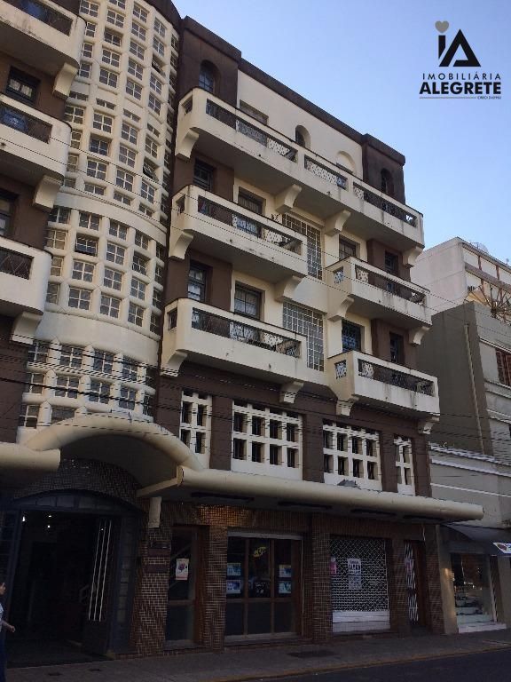 Apartamento para alugar  no Centro - Alegrete, RS. Imóveis