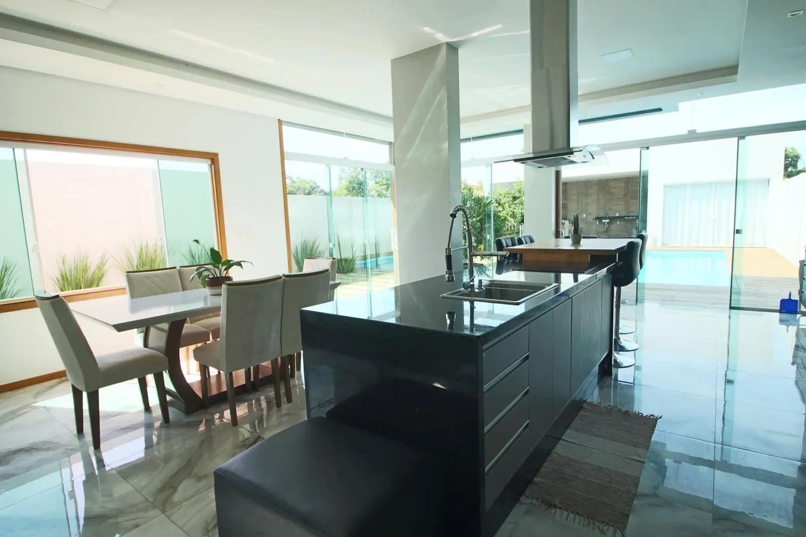 Casa, 4 quartos, 300 m² - Foto 6