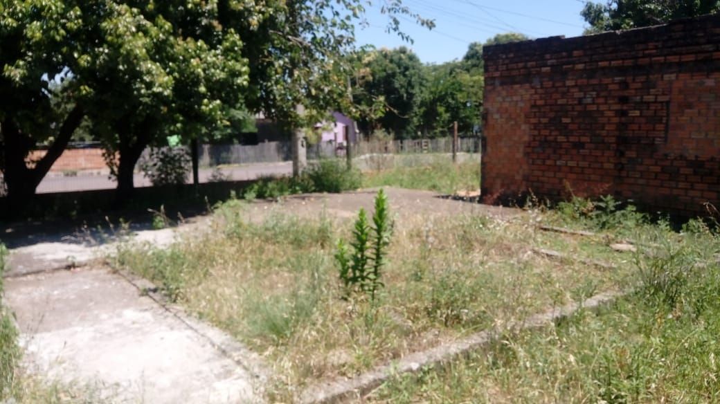 Casa com 2 Dormitórios à venda, 400 m² por R$ 150.000,00 Casa com 2 Dormitórios à venda, 400 m² por R$ 150.000,00