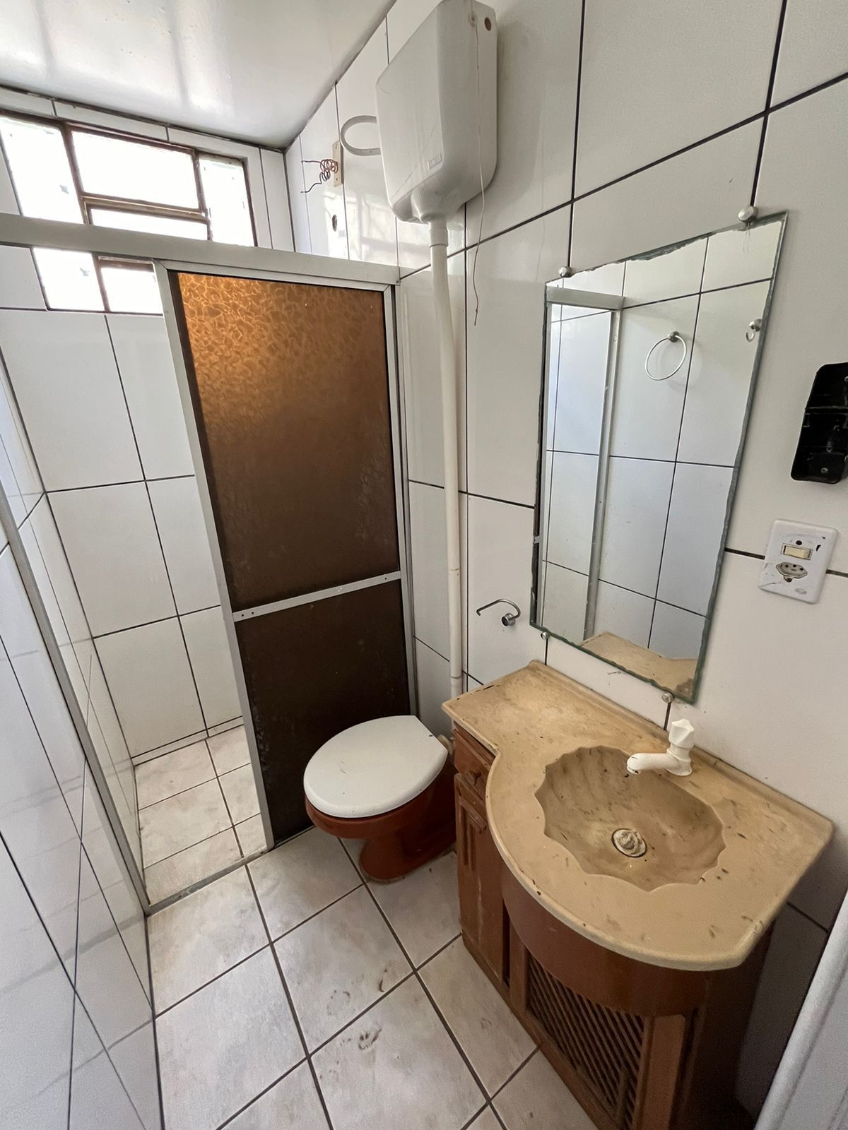 Casa à Venda no Bairro Vera Cruz – 2 Quartos e Churrasqueira