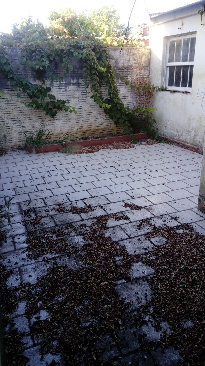 Casa à venda com três dormitórios, Centro - Alegrete/RS