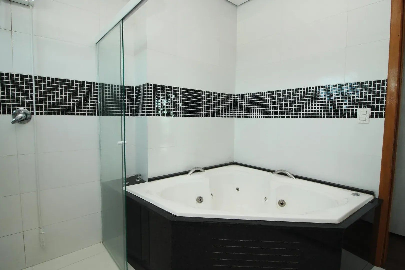 Casa, 4 quartos, 300 m² - Foto 8