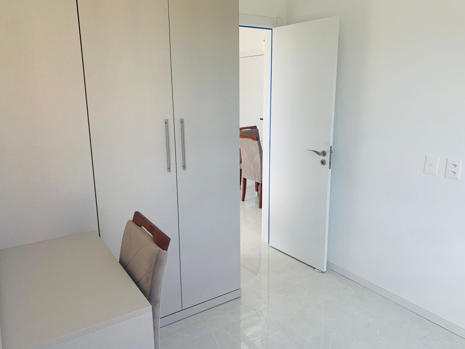 "apartamento novo e moderno em porto alegre - localização pr