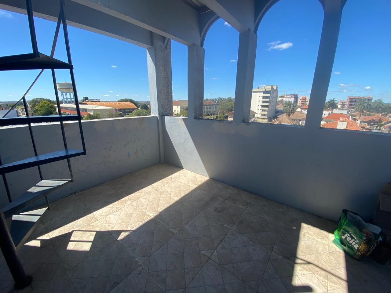 Apartamento de três dormitórios, disponivel para VENDA e LOCAÇÃO, Alegrete.