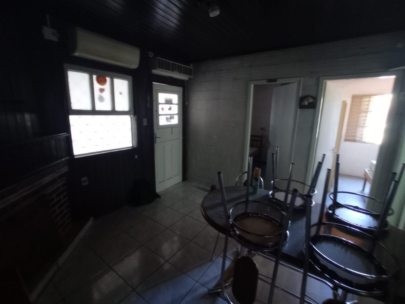 Casa semimobiliada com churrasqueira locação no bairro joaqu