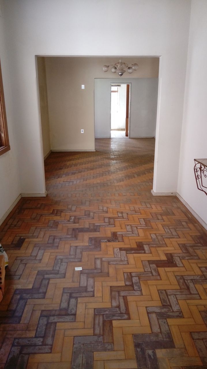 Casa à venda, 3 quartos, 2 suítes, 1 vaga, Centro - Alegrete/RS