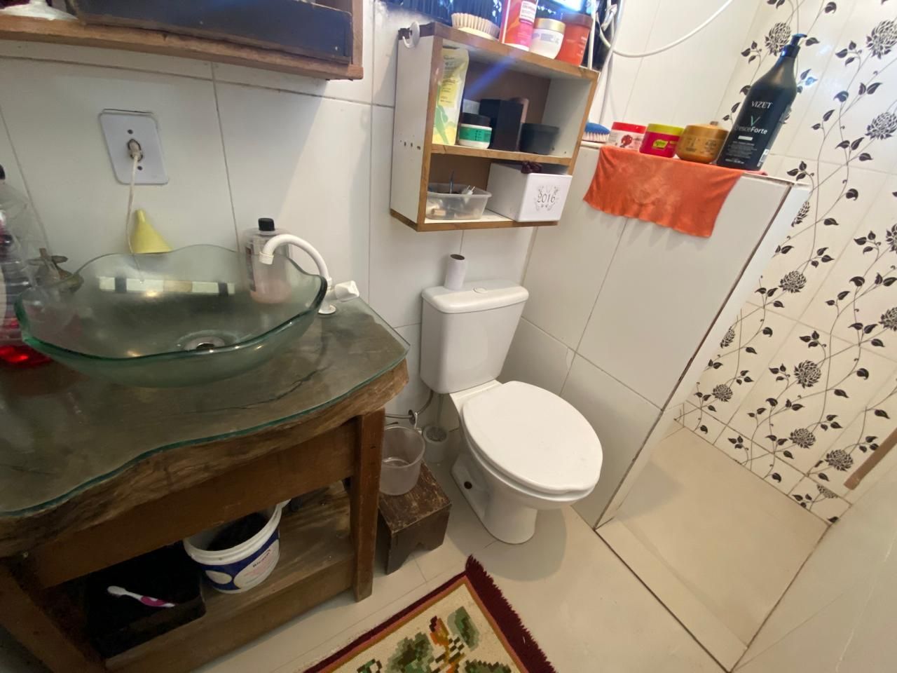 Sobrado para venda de 3 quartos com garagem