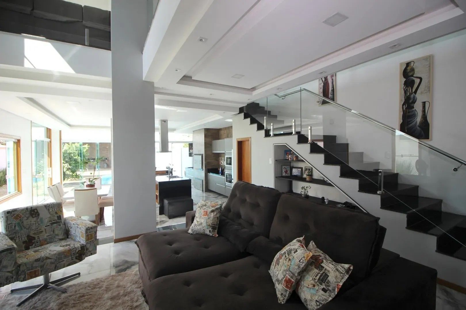 Casa, 4 quartos, 300 m² - Foto 2