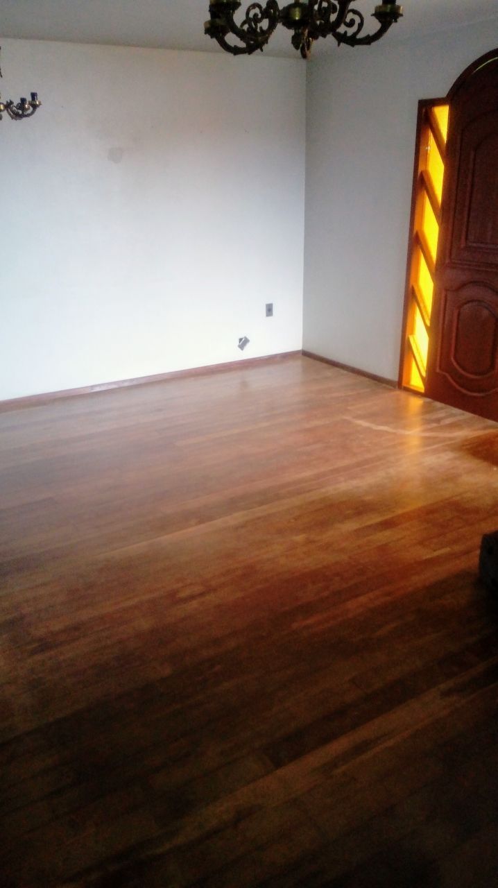 Casa à venda, 8 quartos, 1 suíte, 1 vaga, Cidade Alta - Alegrete/RS