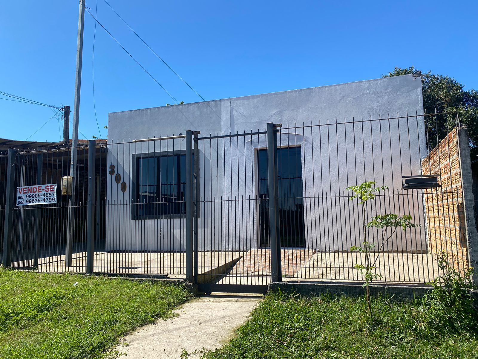 Casa à venda no bairro promorar com 3 dormitórios e 200m²
