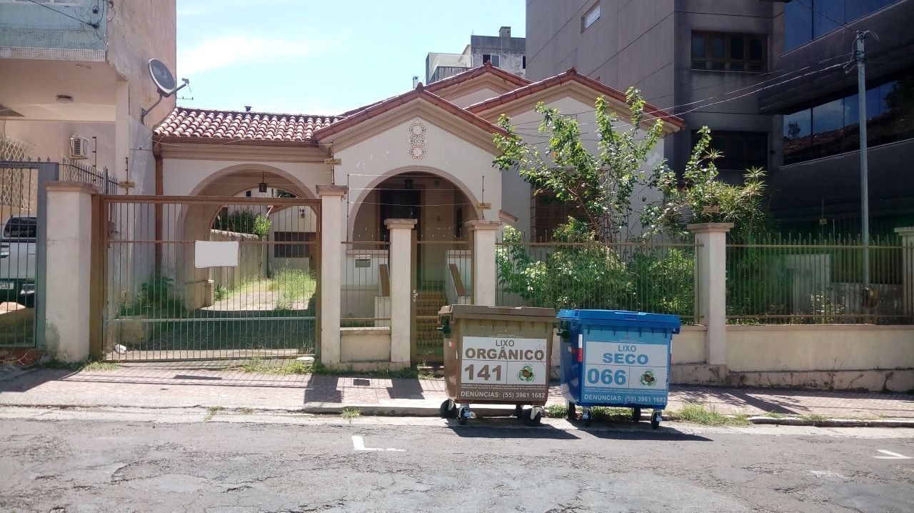 Casa à venda, 3 quartos, 2 suítes, 1 vaga, Centro - Alegrete/RS