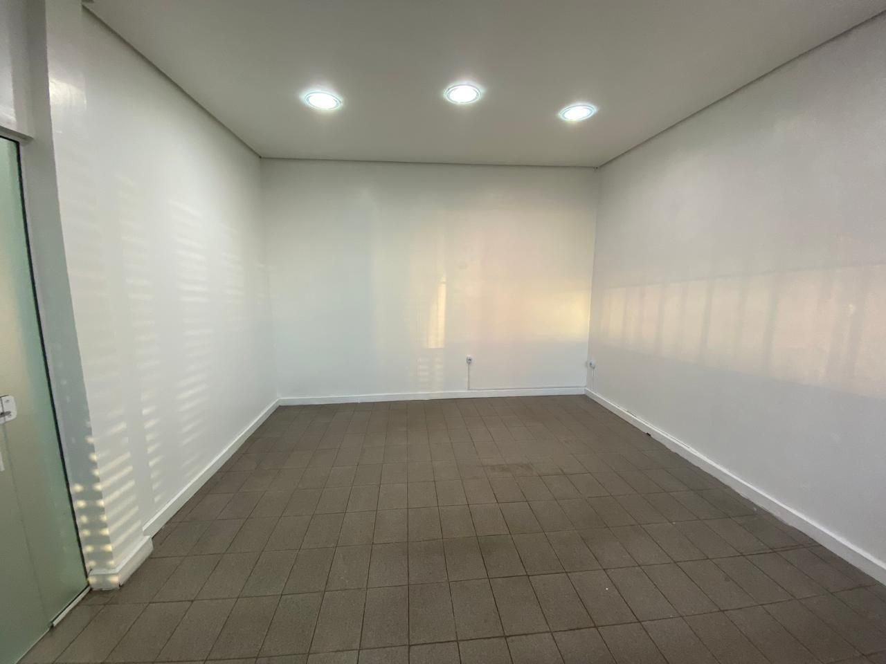 Sala-Conjunto, 100 m² - Foto 1