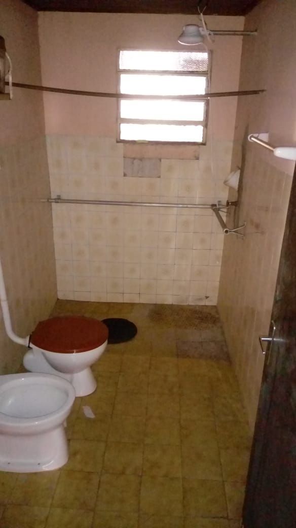 Casa com 3 Dormitórios à venda, por R$ 250.000,00 Casa com 3 Dormitórios à venda, por R$ 250.000,00