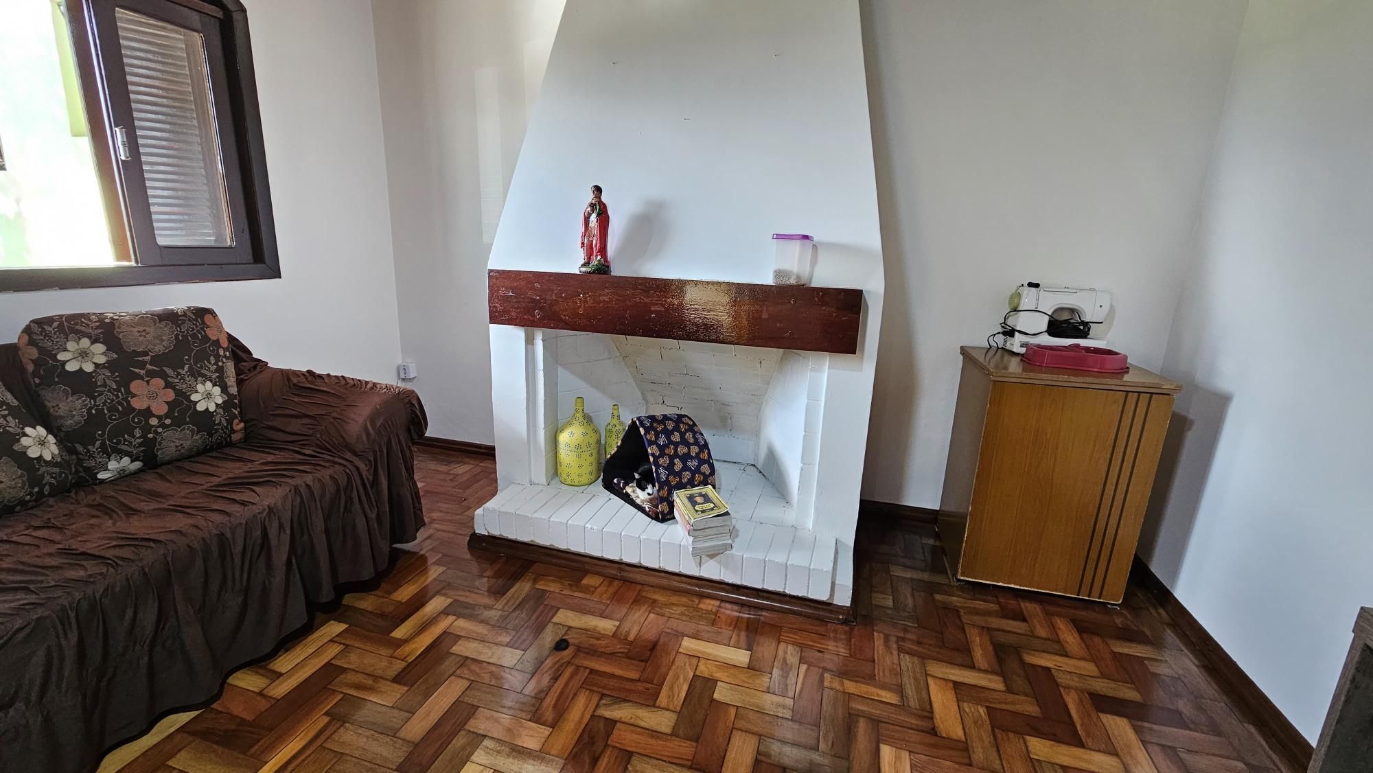 Casa à Venda em Bairro Tranquilo