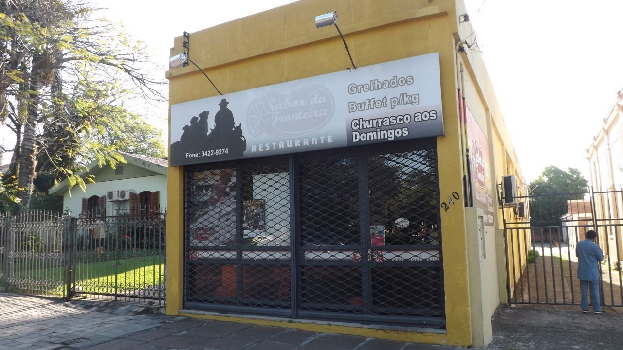 Prédio comercial/residencial à venda  no Centro - Alegrete, RS. Imóveis