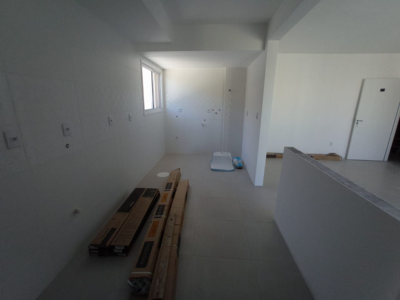 Apartamento à venda, 2 quartos, 1 suíte, 1 vaga, Centro - Alegrete/RS