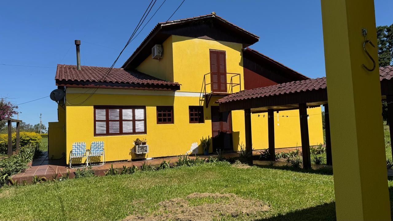 Sítio à venda em zona rural – 12 hectares, 5 quartos, 3 sala