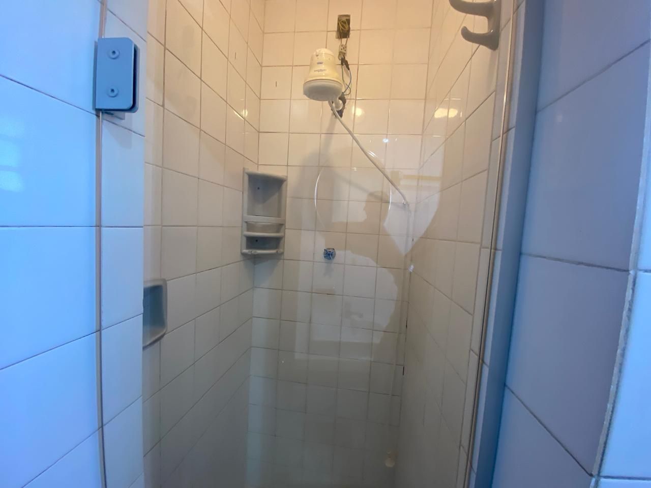Apartamento de três dormitórios, disponivel para venda e loc