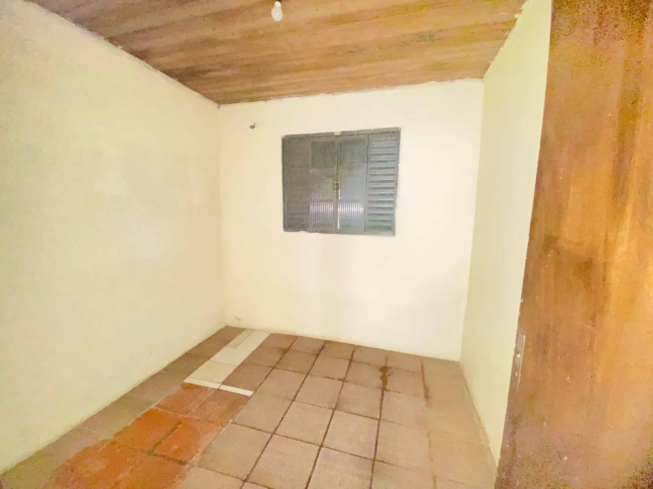 Casa para locação com 2 dormitórios, pátio e garagem - foto 5