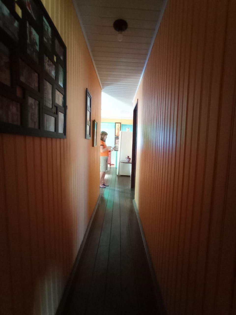 Casa com 3 Dormitórios à venda, por R$ 260.000,00 Casa com 3 Dormitórios à venda, por R$ 260.000,00