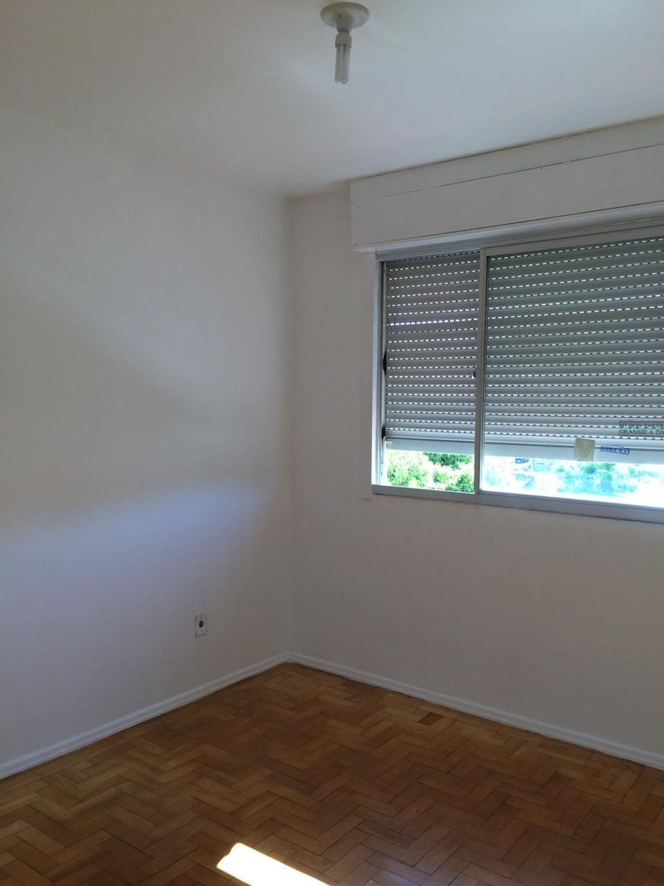 Apartamento com 3 Dormitórios à venda, 90 m² por R$ 290.000,00 Apartamento com 3 Dormitórios à venda, 90 m² por R$ 290.000,00